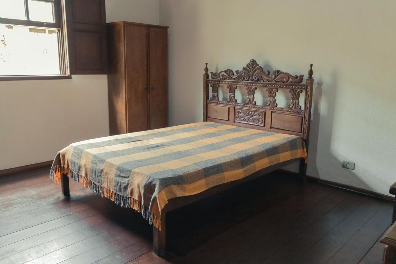 Em Tiradentes, Minas Gerais, Casa Tipica E Espacosa Em Terreno Arborizado Екстер'єр фото