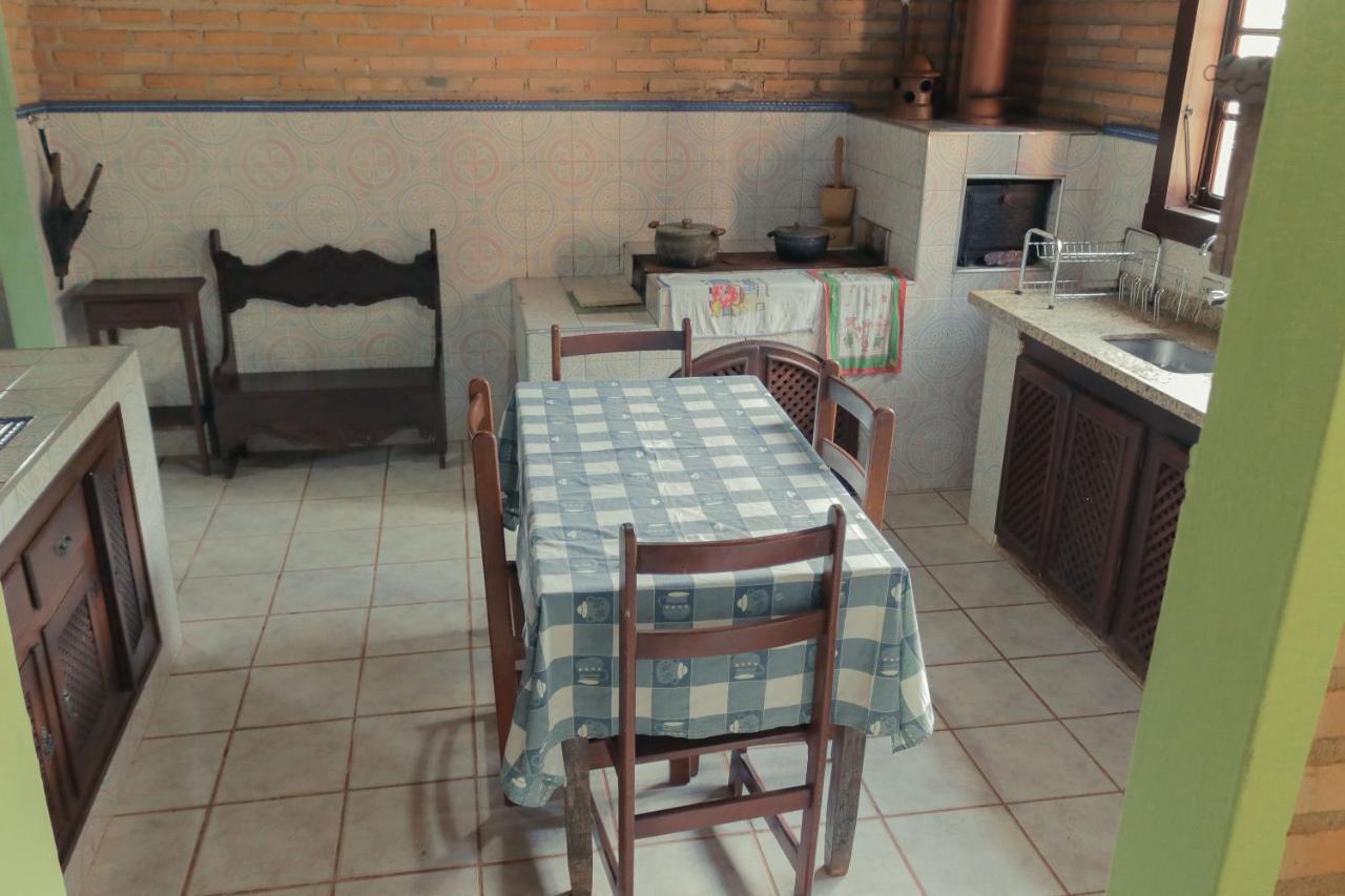 Em Tiradentes, Minas Gerais, Casa Tipica E Espacosa Em Terreno Arborizado Екстер'єр фото