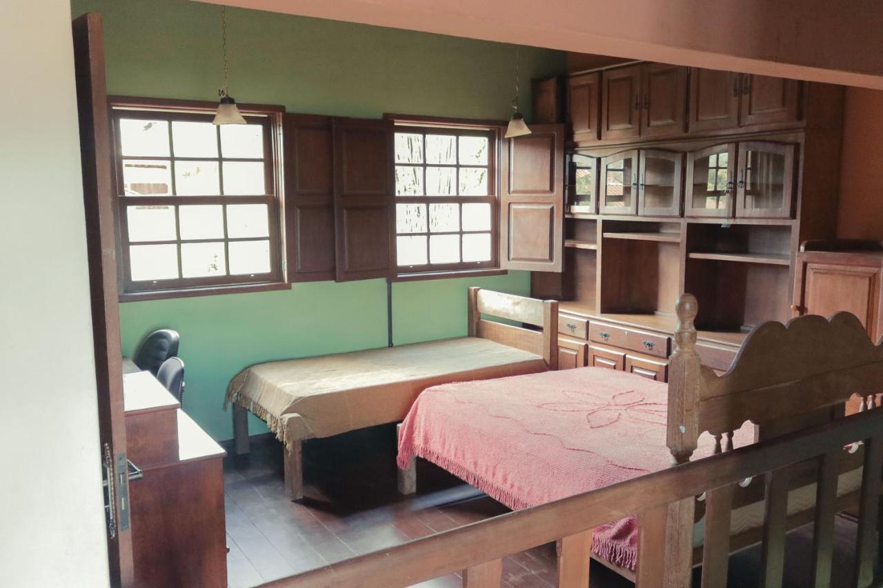 Em Tiradentes, Minas Gerais, Casa Tipica E Espacosa Em Terreno Arborizado Екстер'єр фото