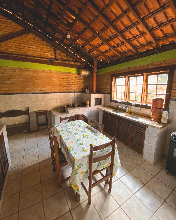 Em Tiradentes, Minas Gerais, Casa Tipica E Espacosa Em Terreno Arborizado Екстер'єр фото